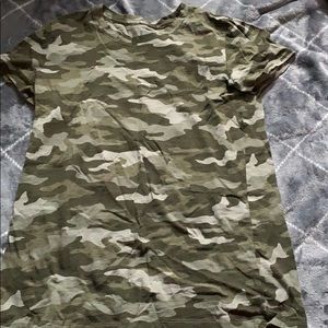 Pink camouflaged short sleeve shirt